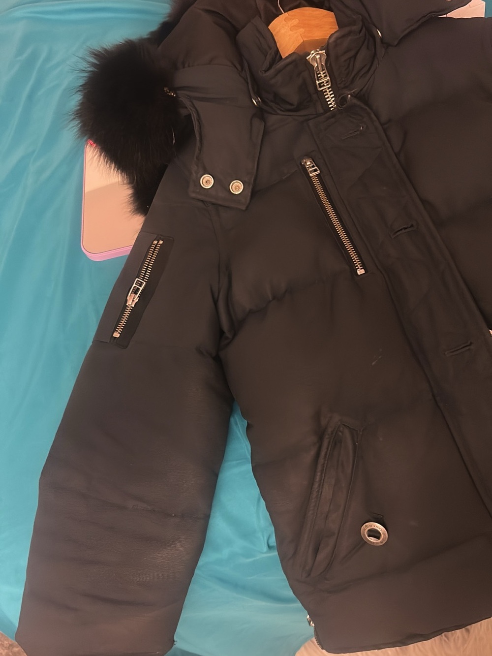 Moose Knuckles-style women  Black Down Puffer Jacket